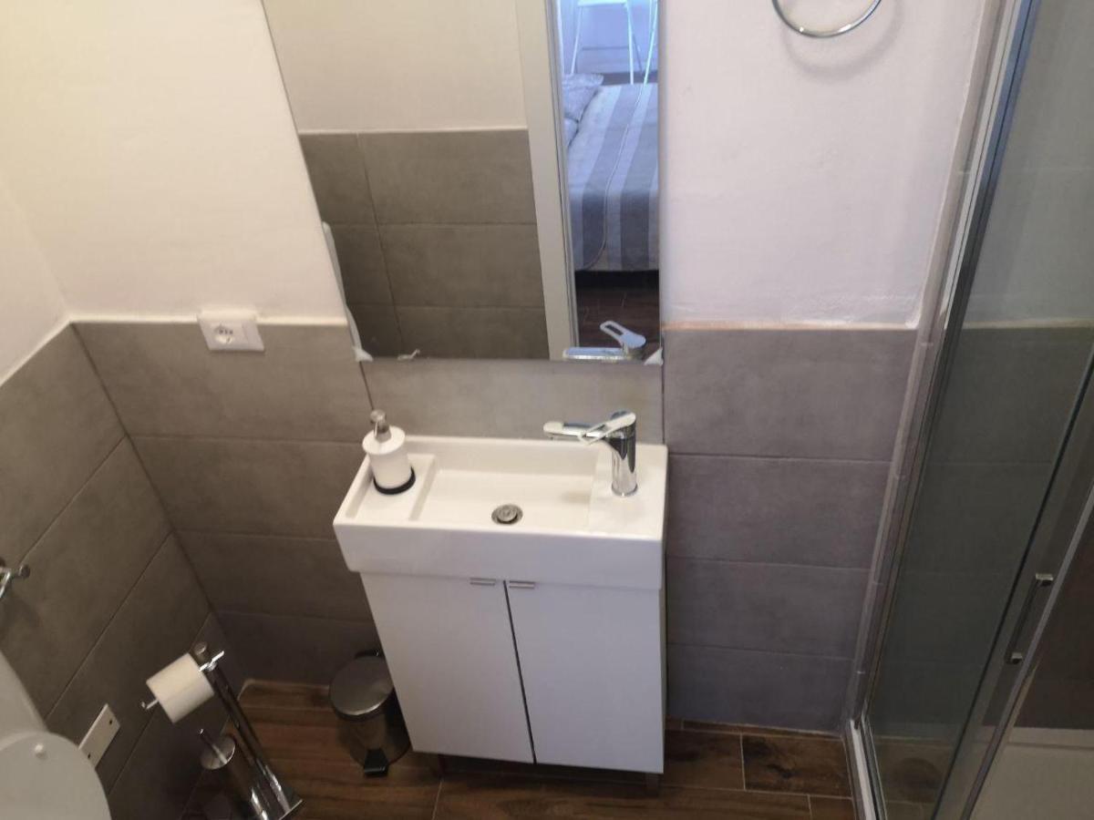 Camera E Bagno Privato A 3 Minuti Dalla Stazione ボローニャ エクステリア 写真